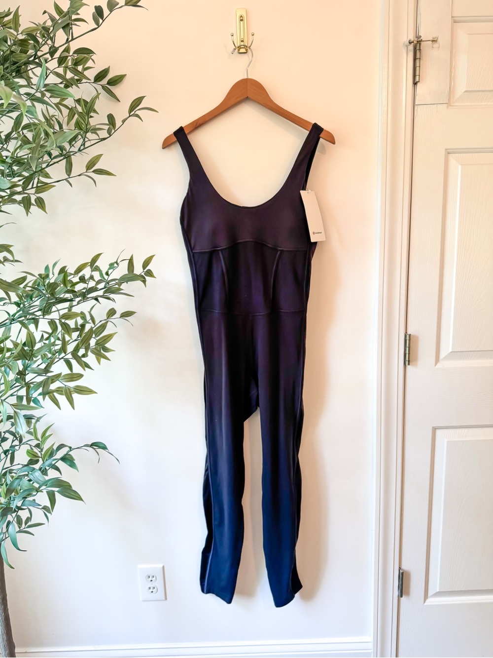 NWT Lululemon Align Bodysuit 25" *Satin in Black – Size 12